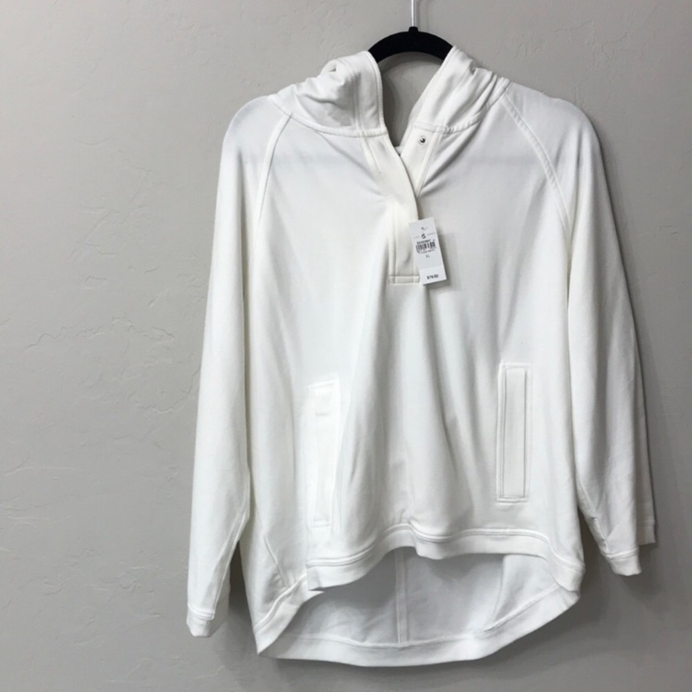 NWT Lou & Grey Hoodie
